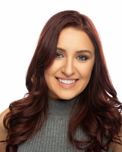 2020-03-11-Caitlyn-Headshots-034-Edit